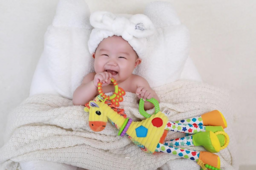 孝感宝宝为什么会吐奶 孝感宝宝为什么会吐奶